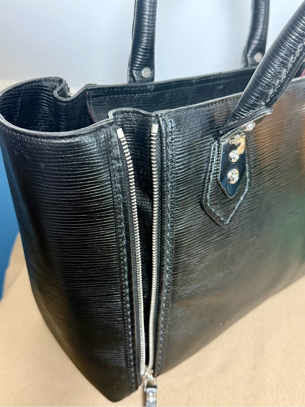 Rare Henri Bendel A-List Satchel – Black Embossed Leather | Zipper Expansion - Picture 3 of 10